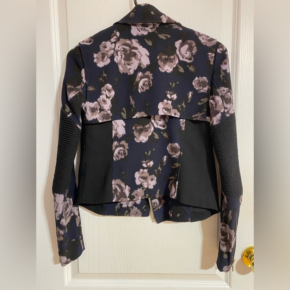 Aritzia Wilfred Montesson Dark Floral Motorcycle Biker Jacket Purple Size 0 - Picture 9 of 16